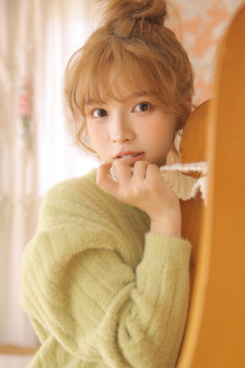 铃木梨央