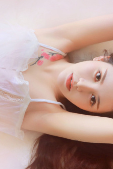 大学生同居的事
